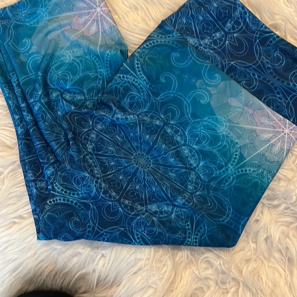 THE OM COLLECTION yoga capri pants MADE IN USA